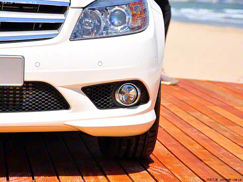 2010�� C 200 CGI���а�