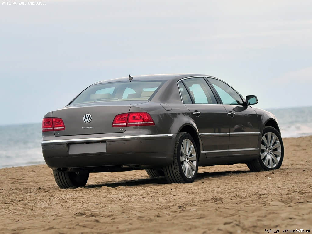 汽车之家>汽车图片>大众>辉腾>2011款3.