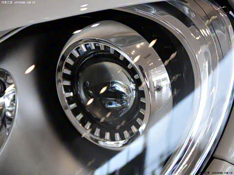 2010�� 2.0TSI DSG ��ҹ��