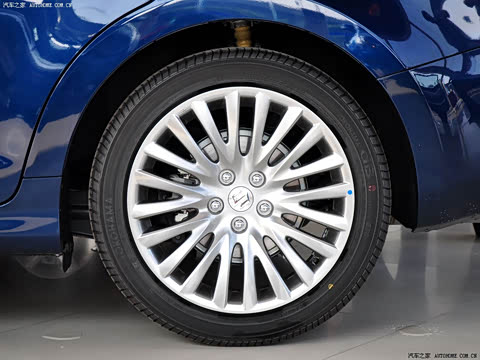 2010�� 2.4L ����������