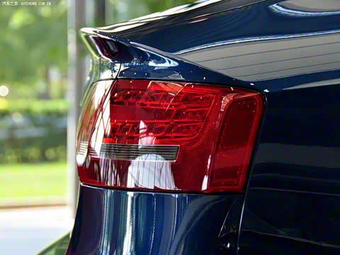 2010�� 2.0TFSI Sportback ������