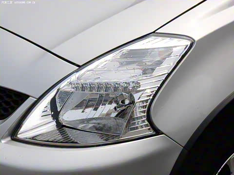 2010�� CROSS 1.5L �ھ���