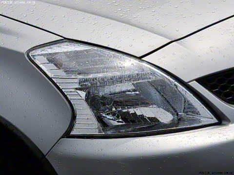 2010�� CROSS 1.5L �ھ���