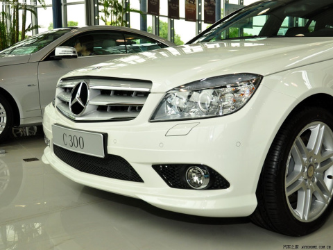 2010 C 300 а