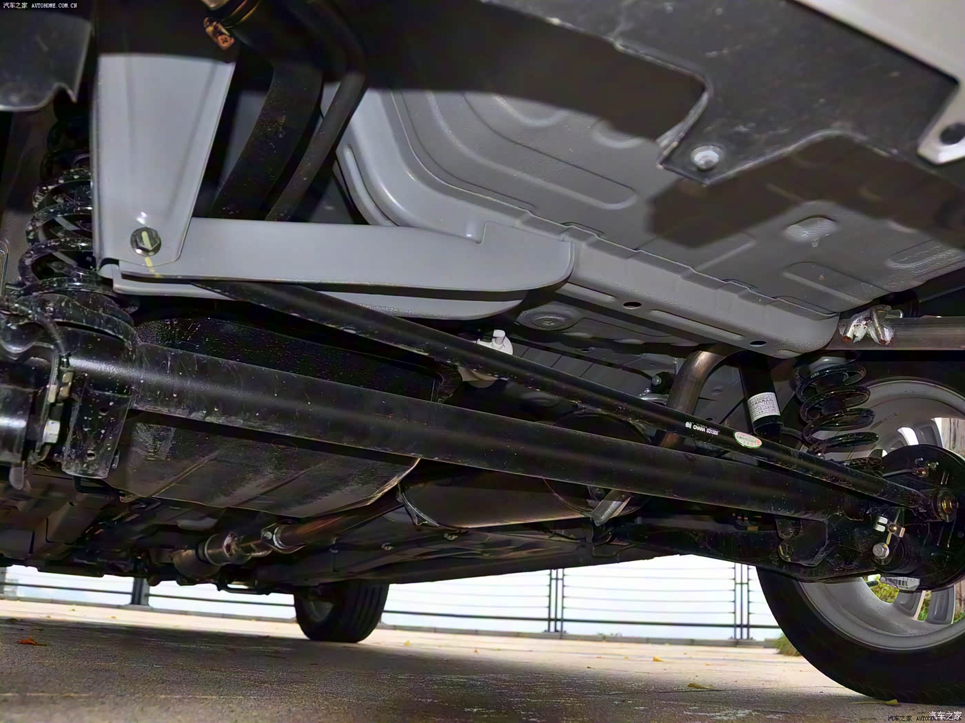 2011款13l自动运动版