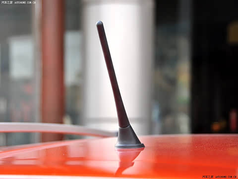 2010�� CROSS 1.3L AMT