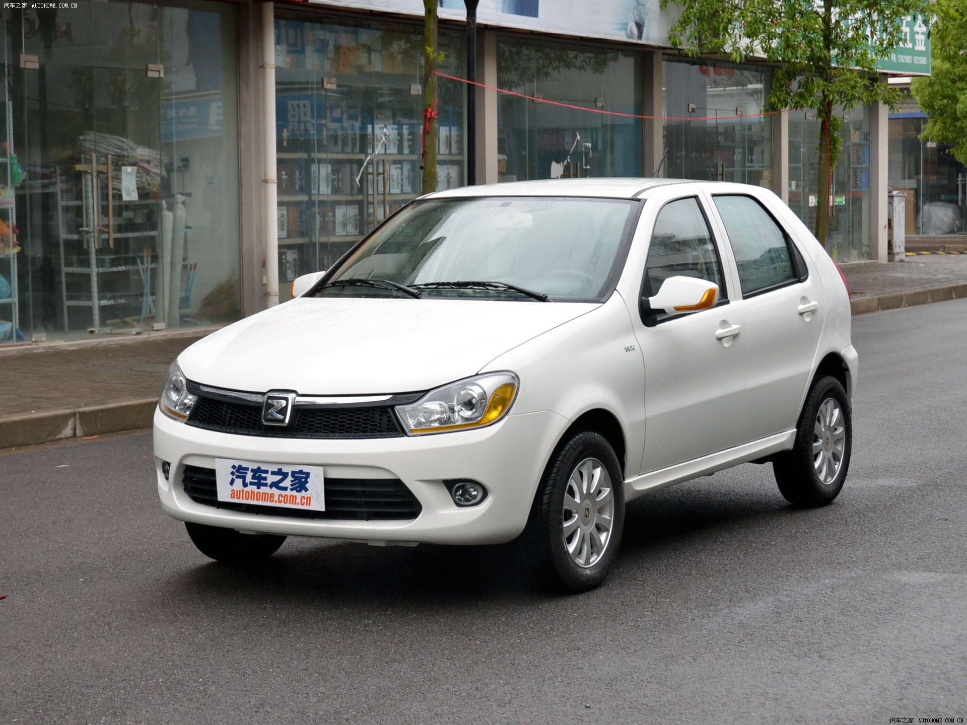 众泰 众泰z200hb 2011款 1.5l 自动豪华型——车主发布价格