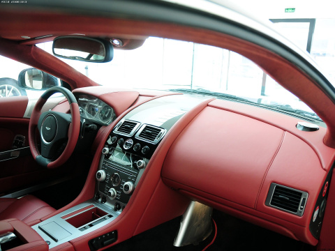 2011 6.0L Touchtronic Coupe