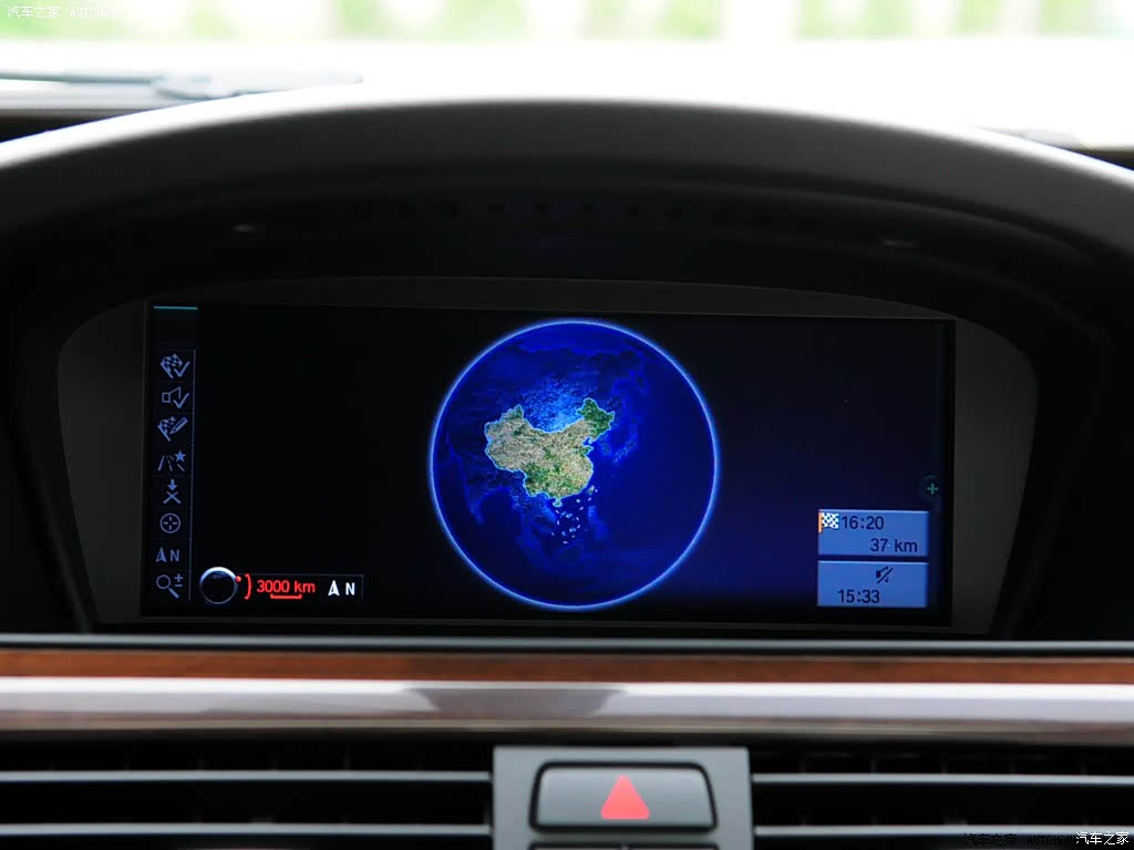 宝马3系2010款 320i世博版 列表模式 分类: 外观颜色: 内饰颜色: vr看