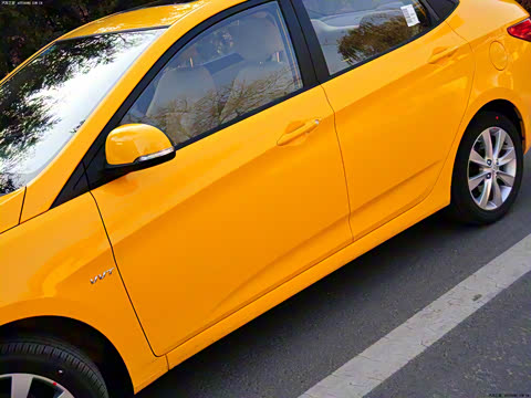 2010�� ���� 1.4L �Զ�������GLS