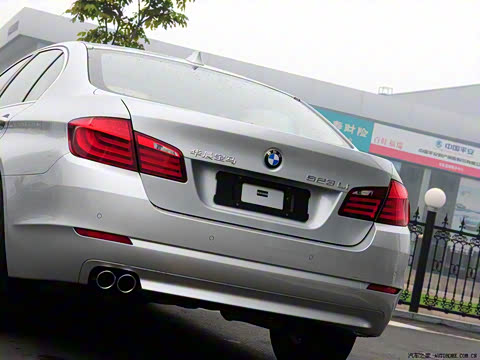 2011�� 523Li ������