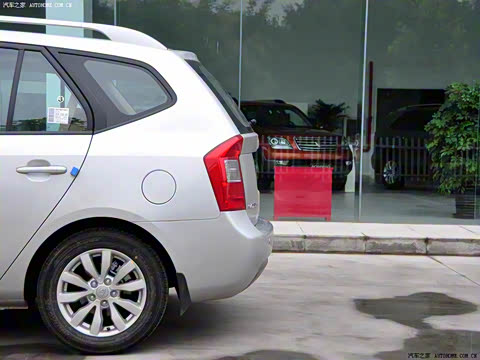 2011�� 2.0L 5���Զ���׼��