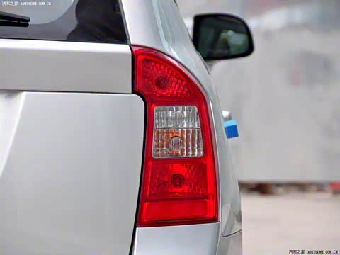 2011�� 2.0L 5���Զ���׼��