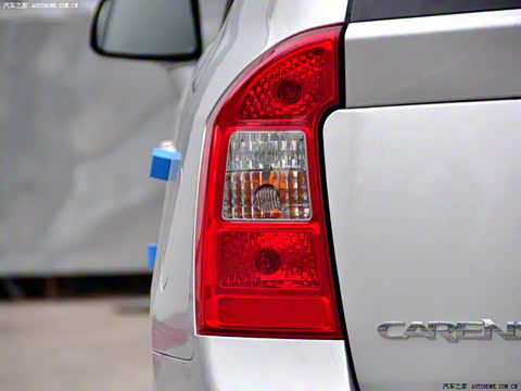 2011�� 2.0L 5���Զ���׼��