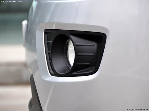 2011�� 2.0L 5���Զ���׼��