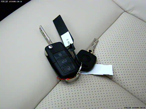 2011�� 1.4TSI �ֶ�Ʒ����