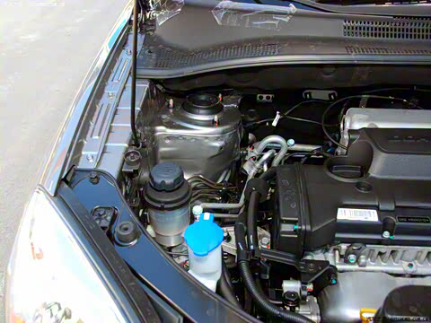 2011�� 2.0L �Զ�������GLS