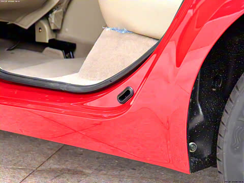 2010�� 1.5L �ֶ������