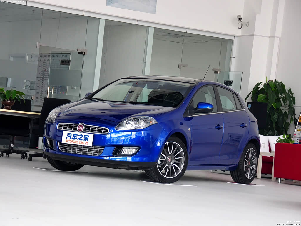 汽车之家>汽车图片>菲亚特>博悦>2011款1.