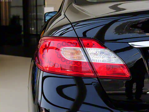 2011�� M25 ������