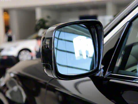 2011�� M25 ������