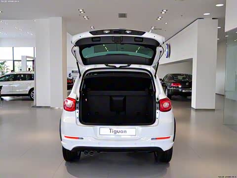 2011�� 2.0TSI R-Line