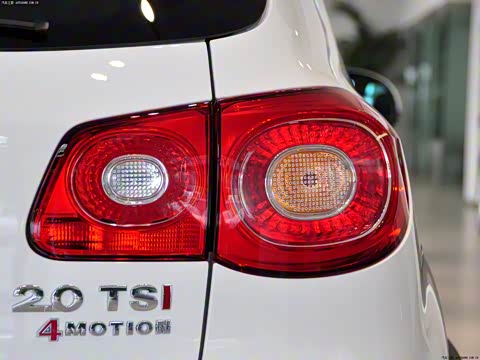 2011�� 2.0TSI R-Line