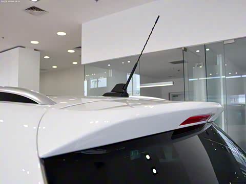 2011�� 2.0TSI R-Line