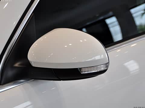 2011�� 2.0TSI R-Line