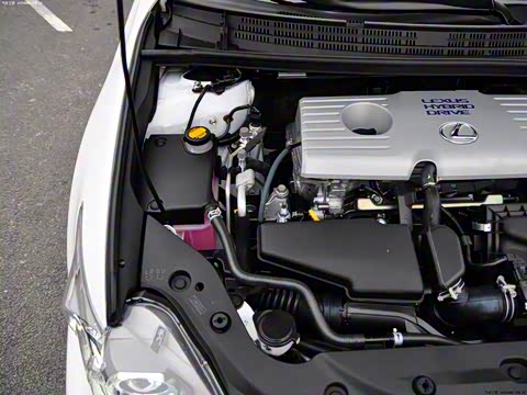 2012�� CT200h F-Sport