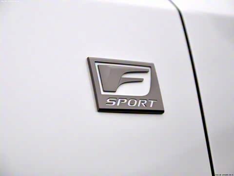 2012�� CT200h F-Sport