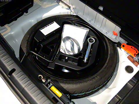 2012�� CT200h F-Sport