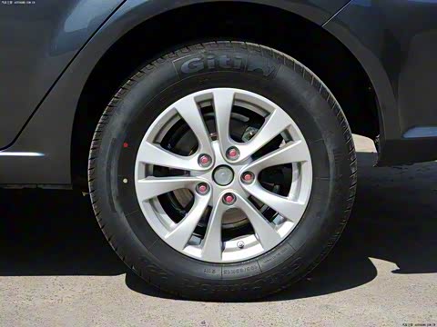 2012�� ���� 1.6L �ֶ���Ӣ��