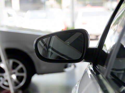 2011�� 1.4T MT Sportline