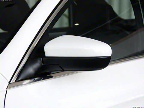 2011�� 1.4T MT Sportline