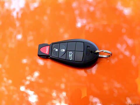 2011�� 6.4L SRT8 392