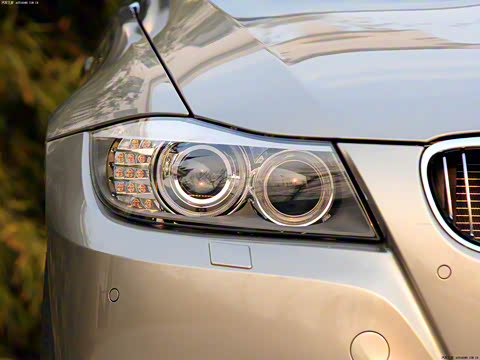 2011�� 325i ������