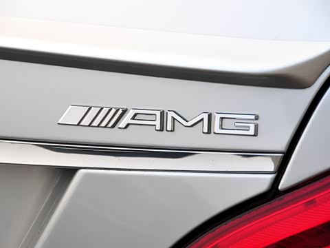 2012�� AMG CLS 63