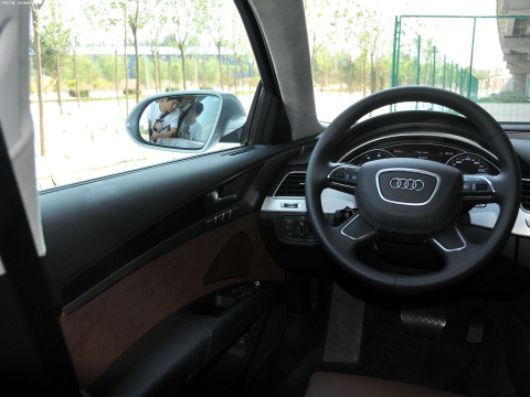 2011 A8L 3.0 TFSI quattro(213kW)