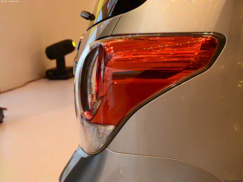 2011�� 200V CVT���𵼺���