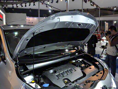 2011�� 200V CVT���𵼺���