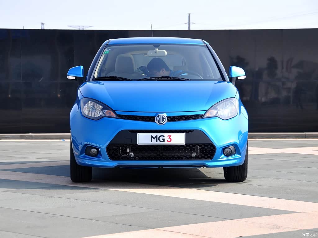 上汽集团 mg3 2011款 1.5l 自动精英版