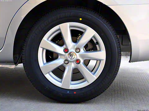 2011�� 1.5XV CVT����