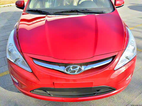 2011�� ���� 1.4L �Զ�������GLS