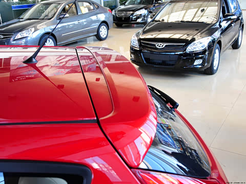 2011�� ���� 1.4L �Զ�������GLS