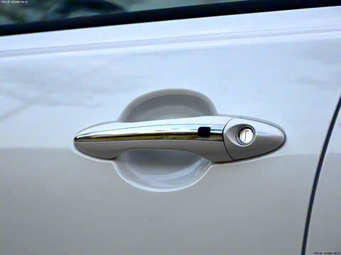 2011�� 2.4L �Զ�Premium