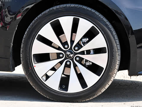 2011�� 2.4L �Զ�Premium