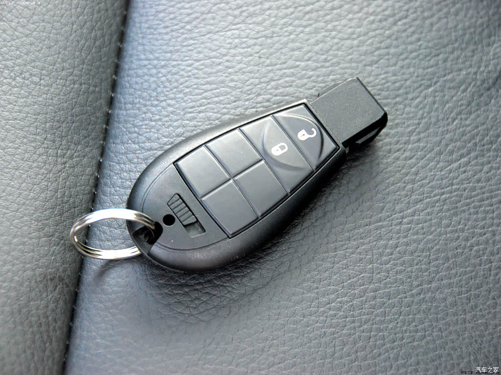 酷威2011款 2.7 豪华导航版 1000141图片_道奇_汽车图库_汽车之家