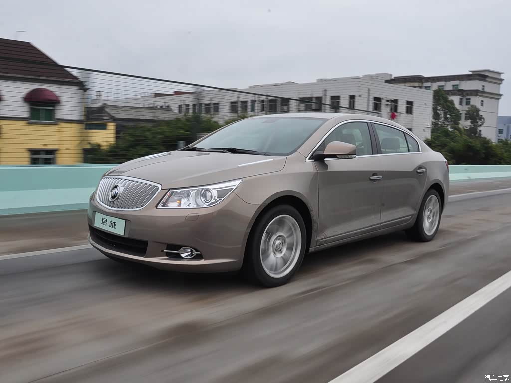 通用别克 君越 2011款 2.4l sidi豪华版