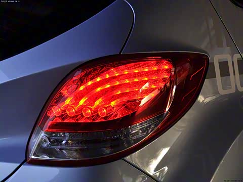 2011�� 1.6L �Զ��콢��